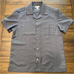 Reiss Cuban Collar Button Down Shirt
Size Medium